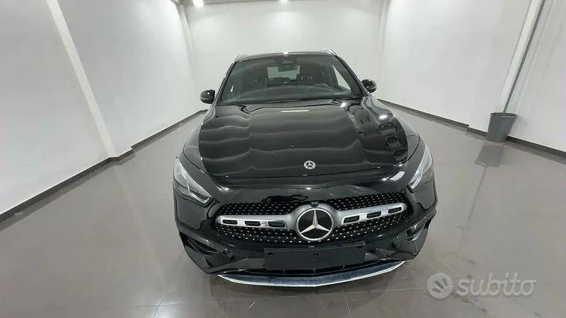 Mercedes-Benz Gla 2025 photo 2