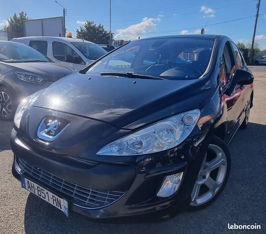 Peugeot 308 2008 photo 2