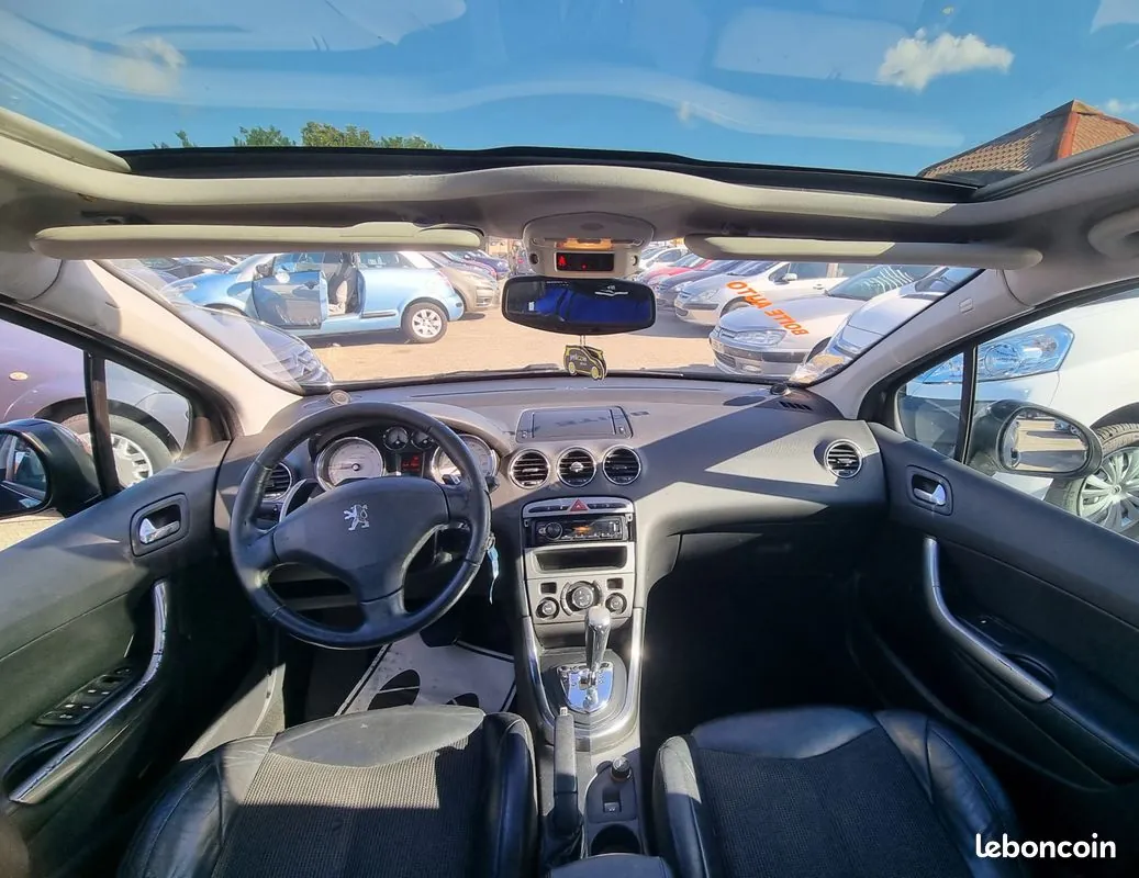 Peugeot 308 2008 photo 4
