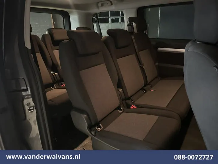 Peugeot Traveller 2019 photo 2
