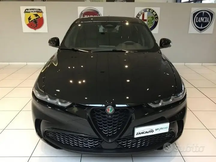 Alfa Romeo Tonale 2025 photo 4