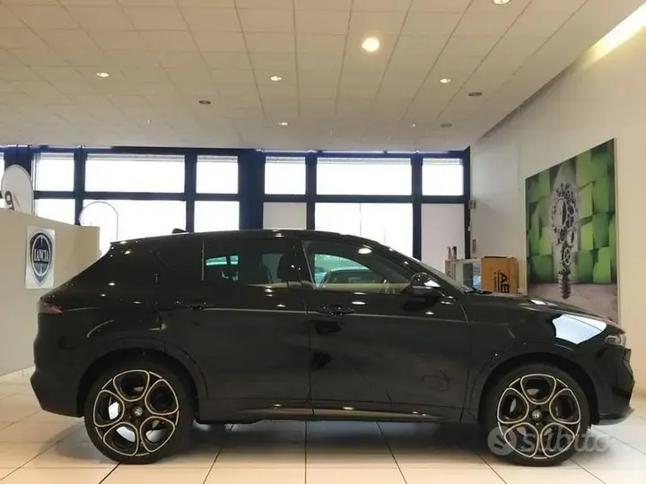 Alfa Romeo Tonale 2025 photo 2