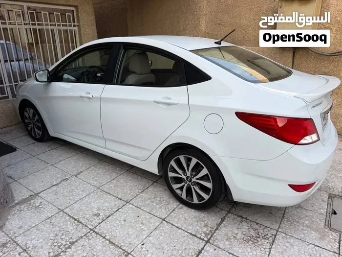 Hyundai Accent 2017 photo 4