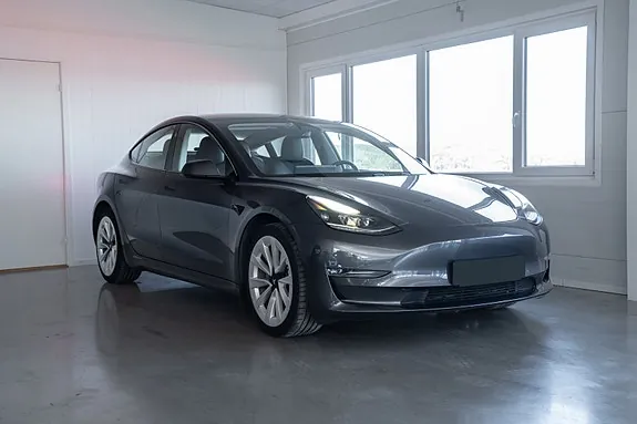 Tesla Model 3 2022 photo 5