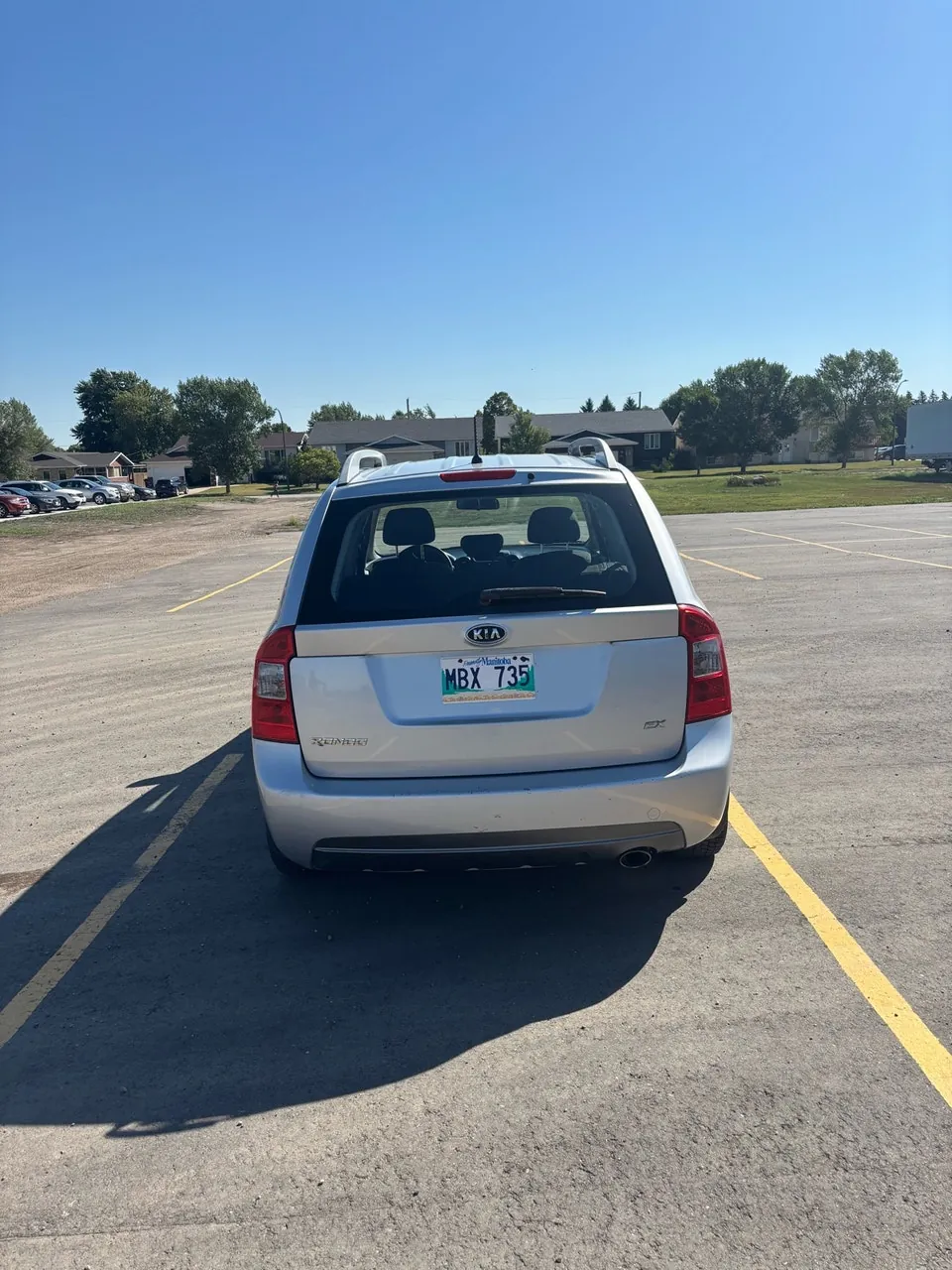 Kia Rondo 2012 photo 2