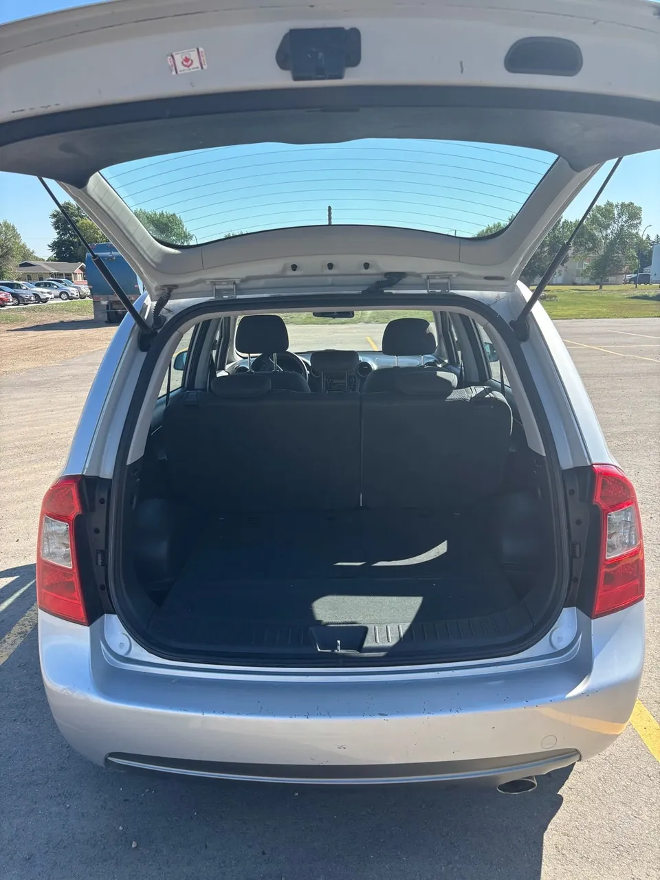 Kia Rondo 2012 photo 4