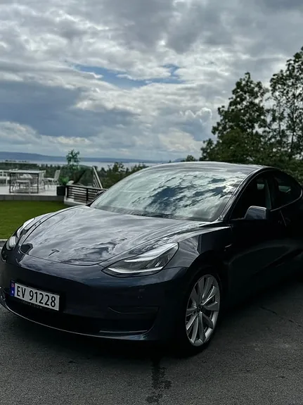 Tesla Model 3 2019 photo 4