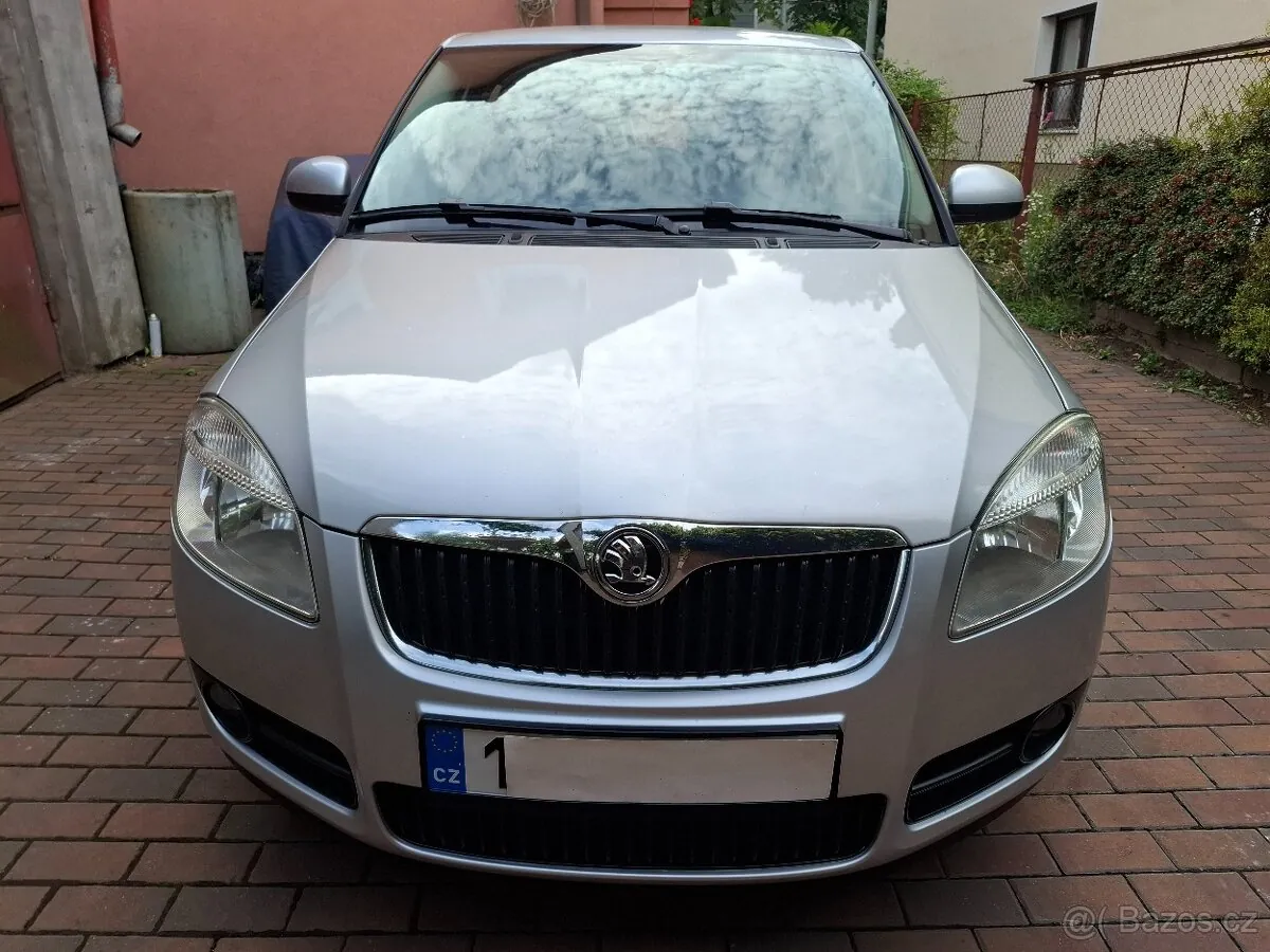 Skoda Fabia 2007 photo 5