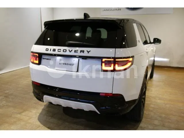 Land Rover Discovery Sport 2025 photo 3