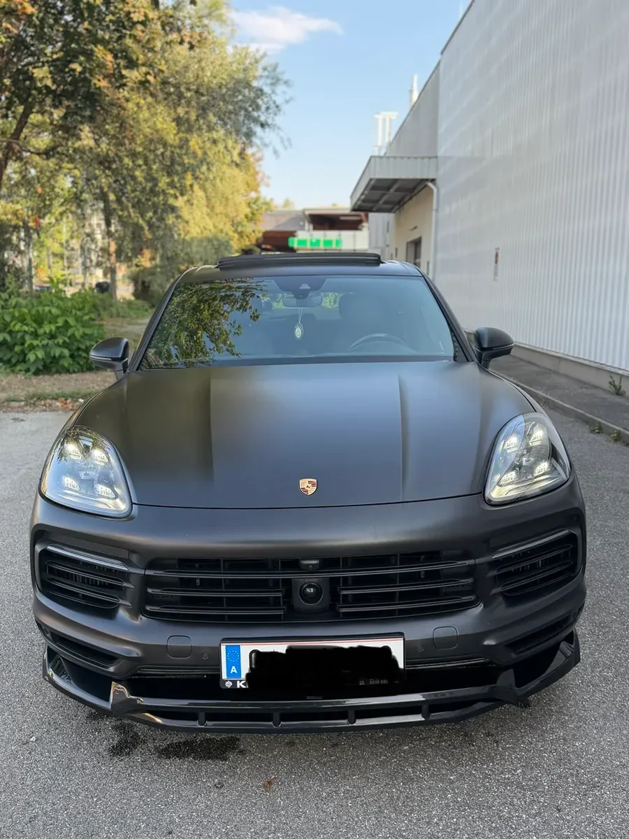 Porsche Cayenne 2020 photo 2