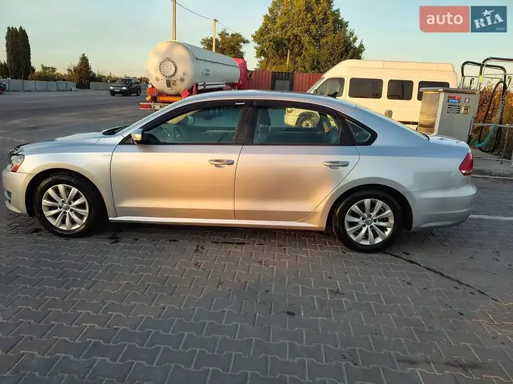 Volkswagen Passat 2014 photo 4