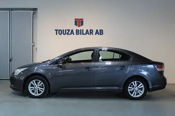 Toyota Avensis 2010 photo 3