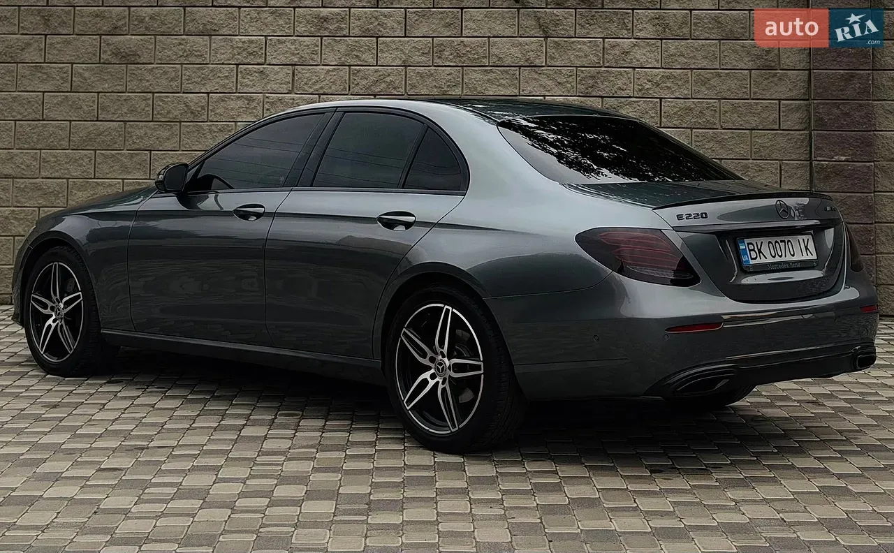 Mercedes-Benz E-Class 2016 photo 3