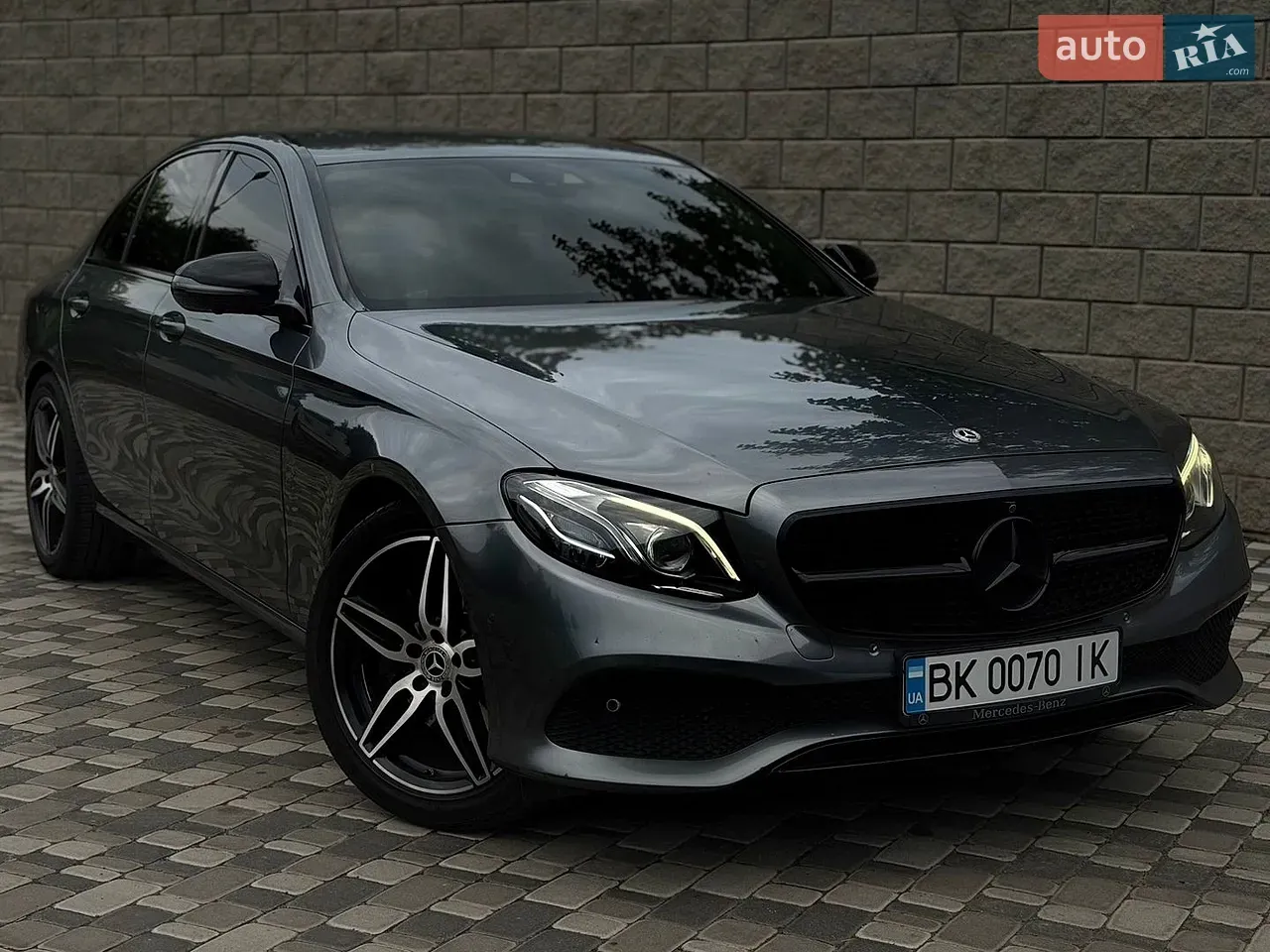 Mercedes-Benz E-Class 2016 photo 2