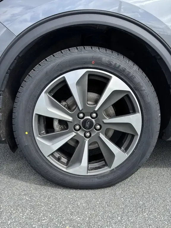 Ford Escape 2023 photo 3