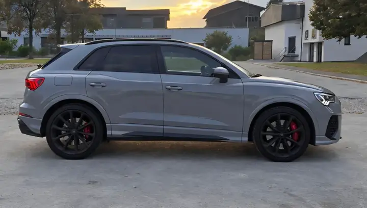 Audi Q3 2024 photo 3