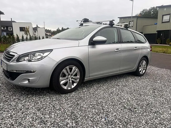 Peugeot 308 Sw 2017 photo 2