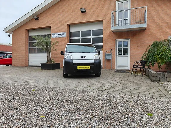 Peugeot Bipper 2013 photo 2