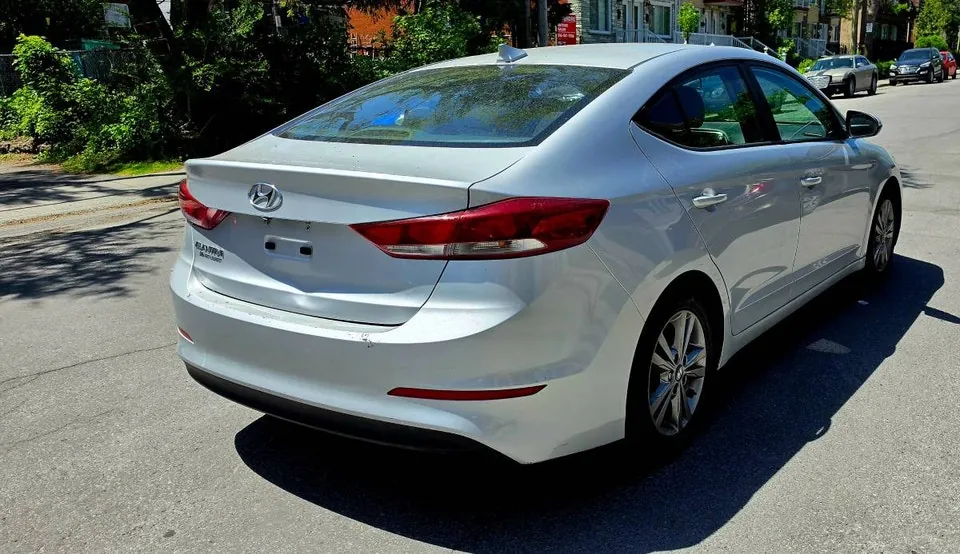 Hyundai Elantra 2018 photo 4
