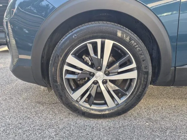 Peugeot 5008 2024 photo 3
