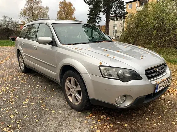 Subaru Outback 2005 photo 3