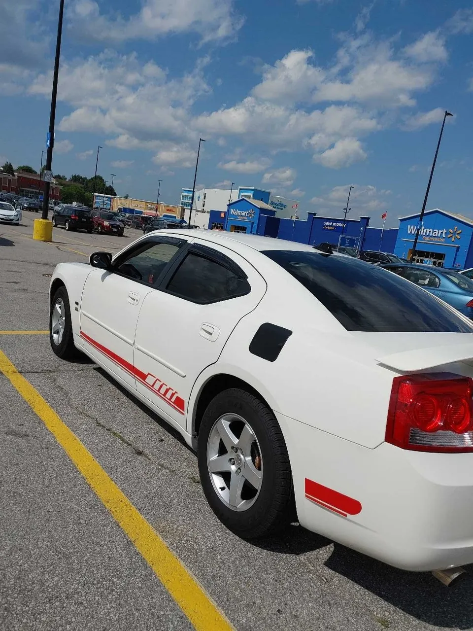 Dodge Charger 2010 photo 2
