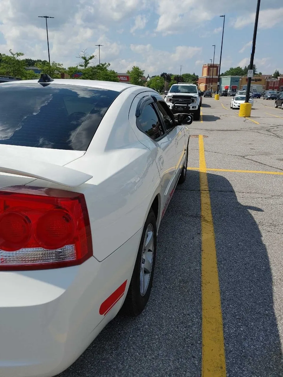 Dodge Charger 2010 photo 3