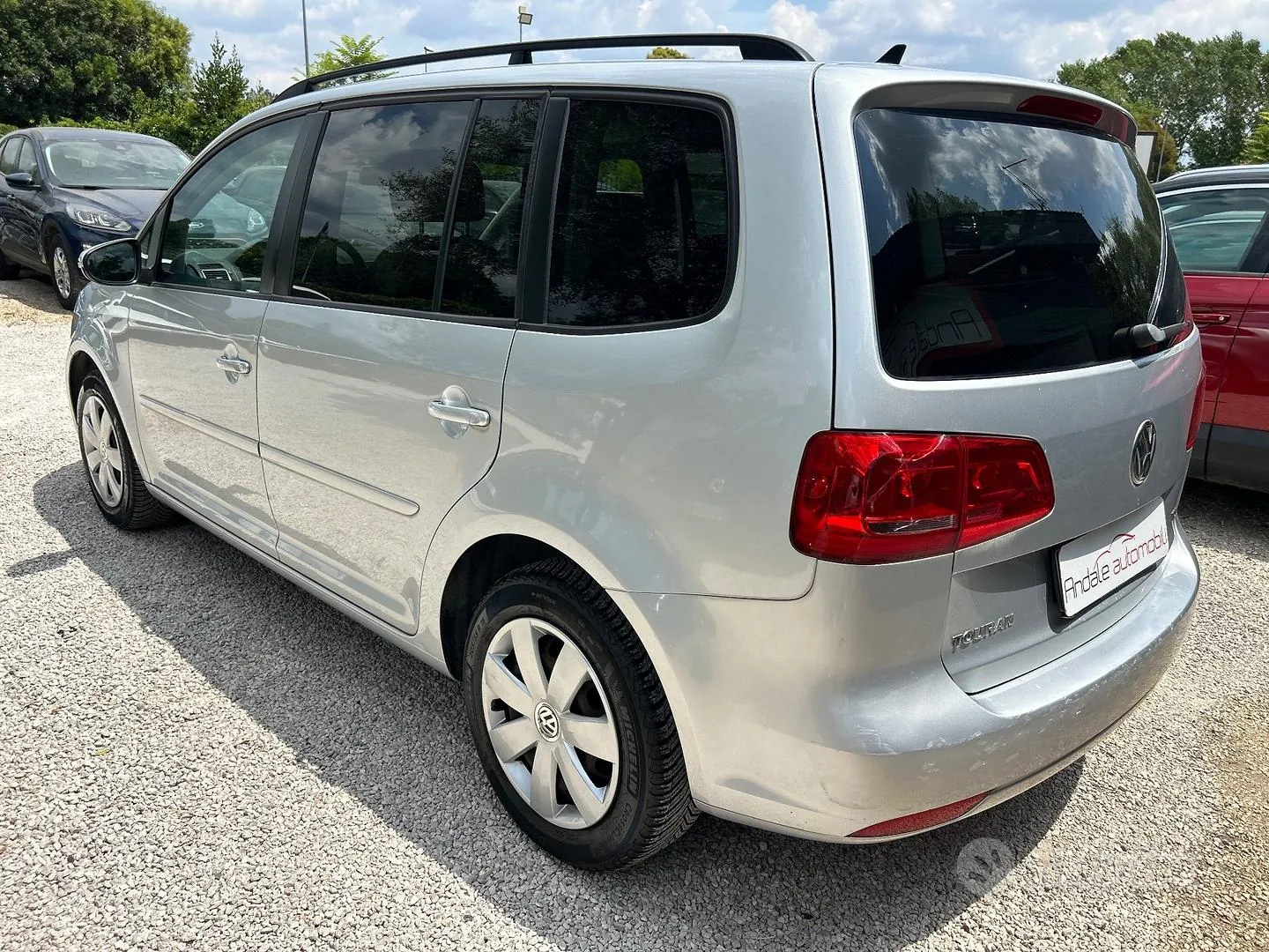 Volkswagen Touran 2015 photo 4