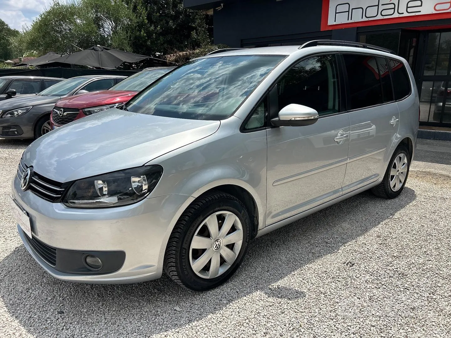Volkswagen Touran 2015 photo 3