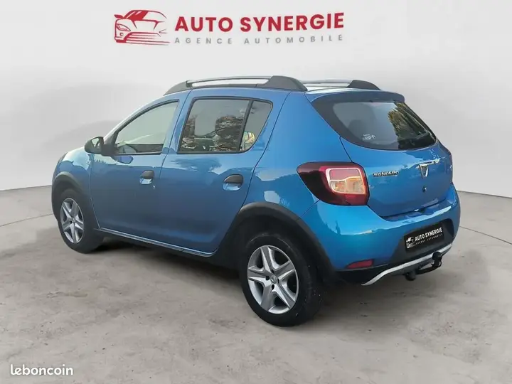 Dacia Sandero 2015 photo 3