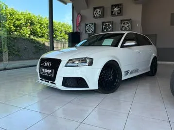 Audi Rs3 2011 photo 2