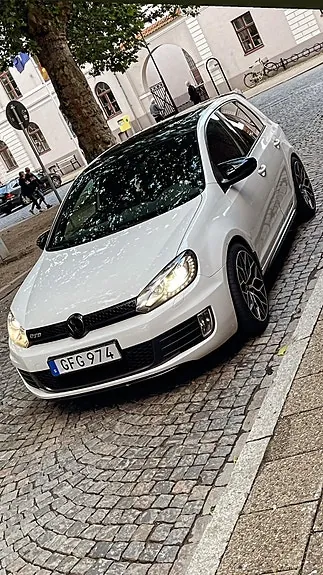Volkswagen Golf Vi 2012 photo 2