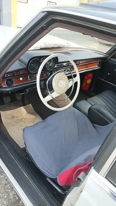 Mercedes-Benz S-Class 1969 photo 3
