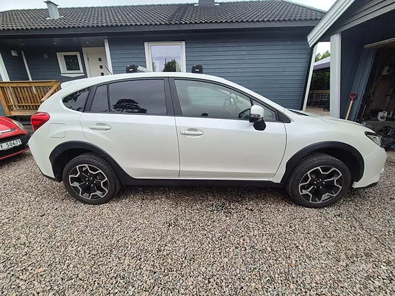 Subaru Xv 2013 photo 3