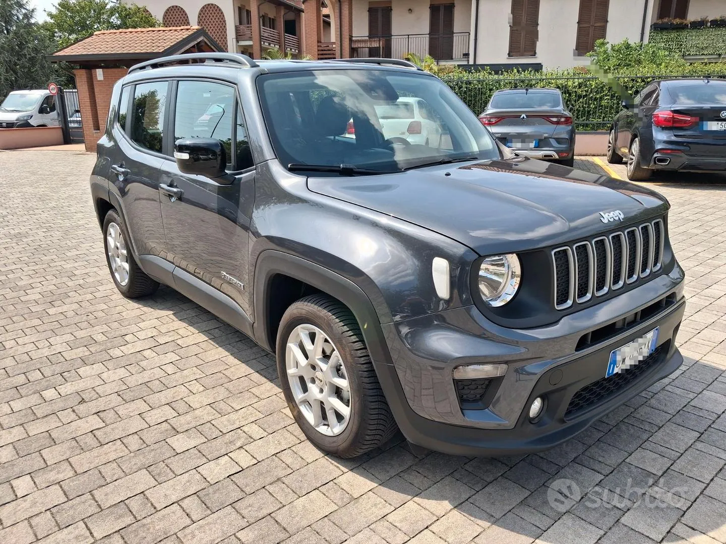 Jeep Renegade 2024 photo 2