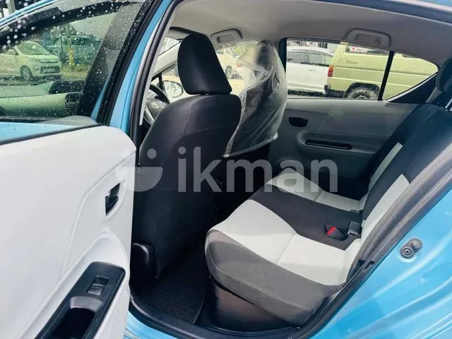 Toyota Aqua 2013 photo 3