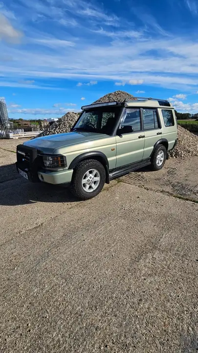 Land Rover Discovery 2003 photo 2