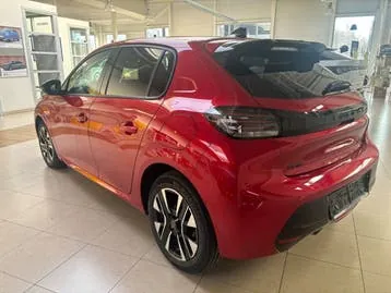 Peugeot 208 2025 photo 3
