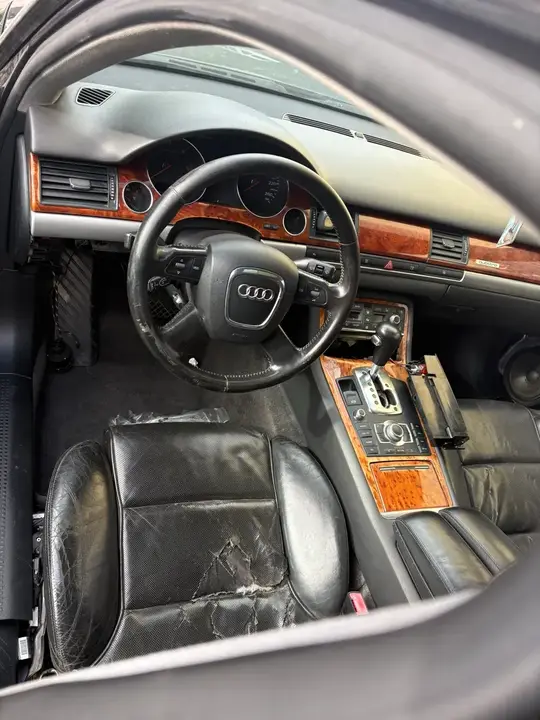 Audi A8 2006 photo 3