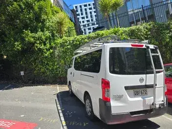 Nissan Nv350 2018 photo 4