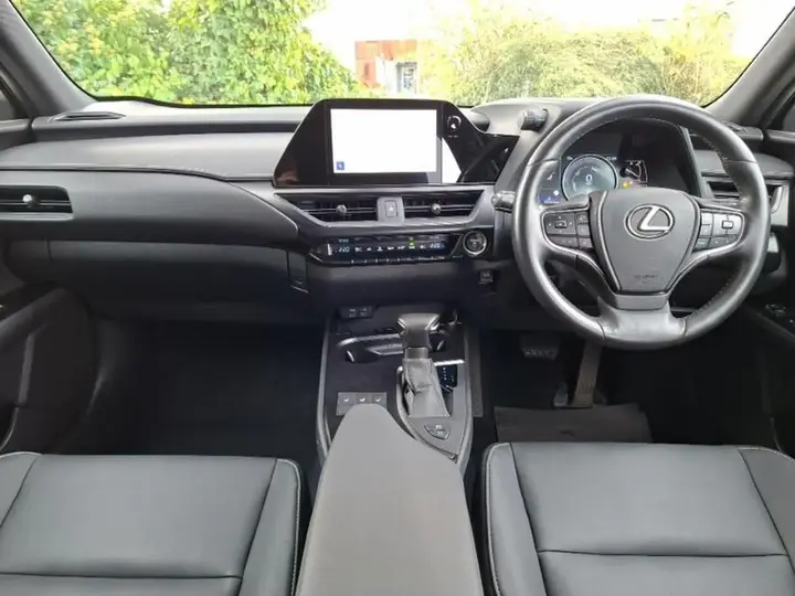 Lexus Ux 2023 photo 3