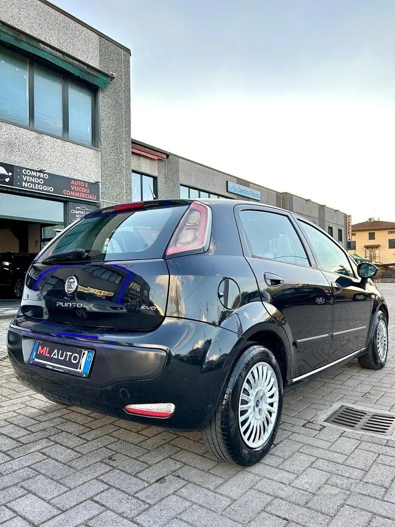 Fiat Punto Evo 2011 photo 5