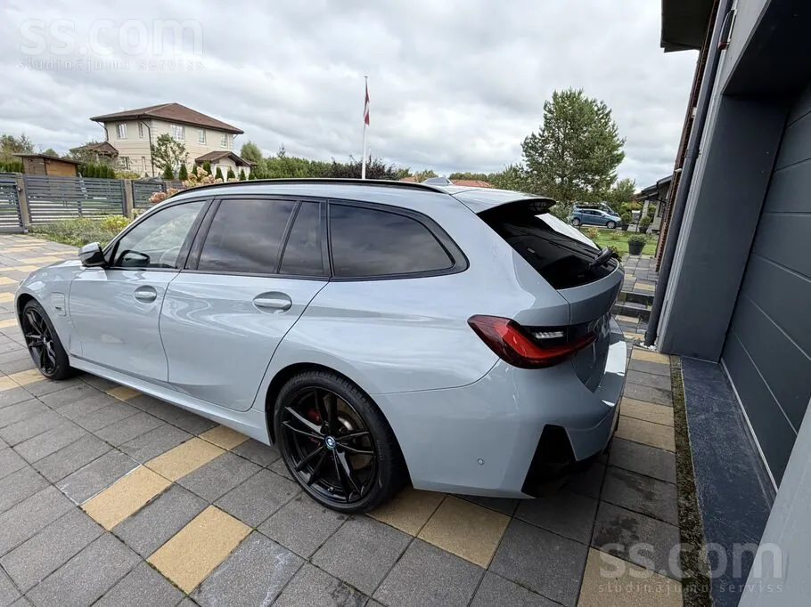 BMW 320 2023 photo 5