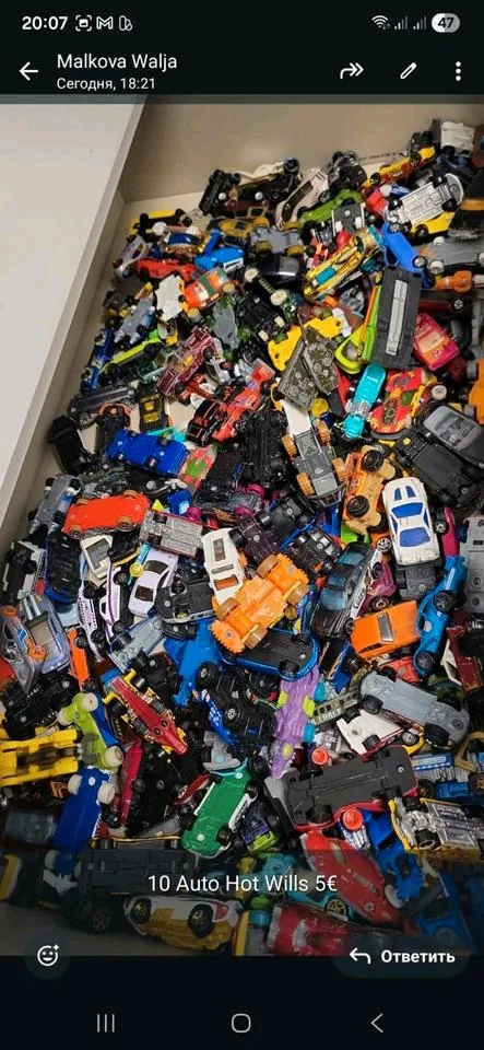 Hot Wheels Autos