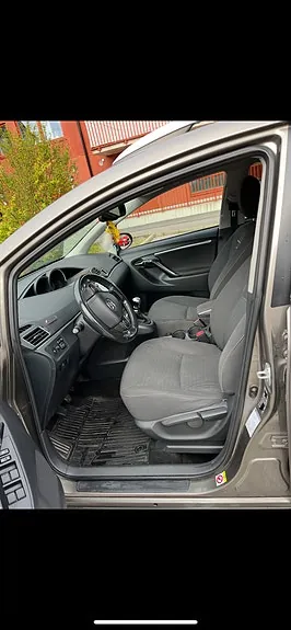 Toyota Verso 2017 photo 5