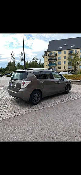 Toyota Verso 2017 photo 4