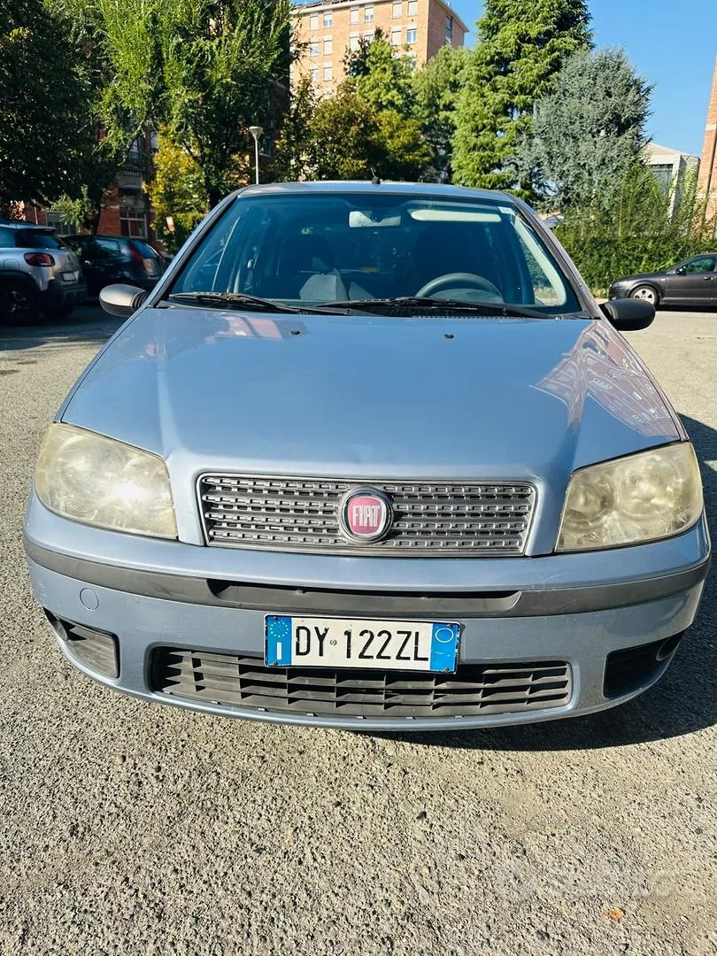 Fiat Punto 2009 photo 3