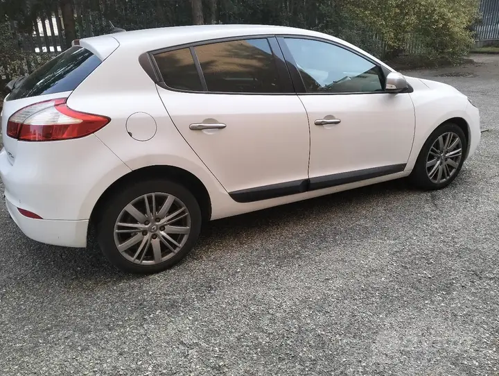 Renault Megane 2011 photo 3