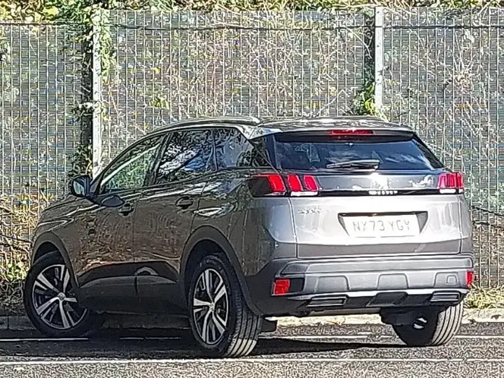 Peugeot 3008 2023 photo 2