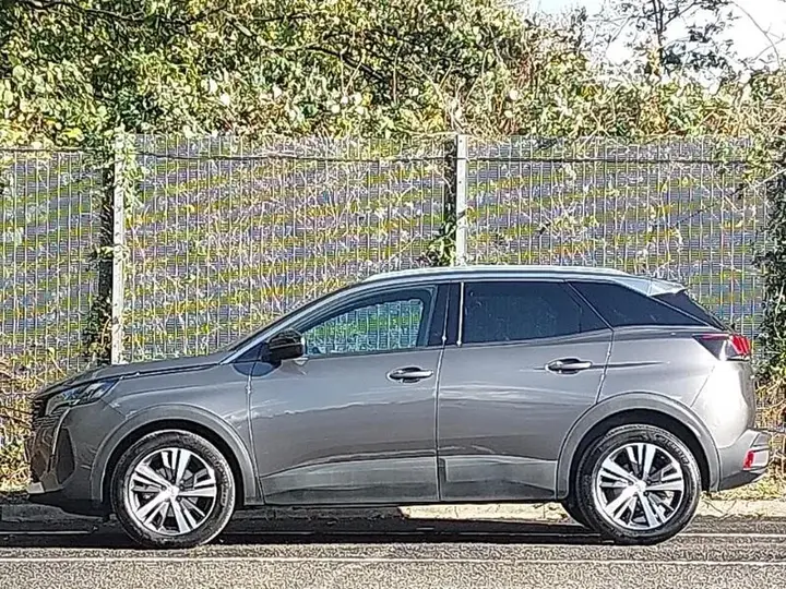Peugeot 3008 2023 photo 4
